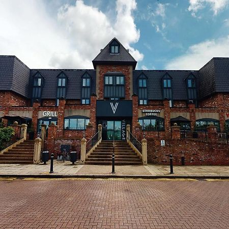 Village Hotel Warrington Ngoại thất bức ảnh